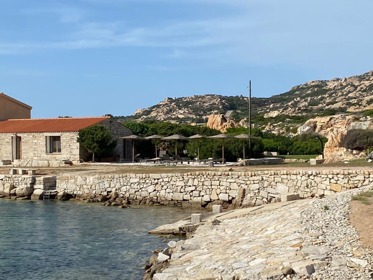Appartamento Il Paguro A Cala Francese Ла-Маддалена Экстерьер фото